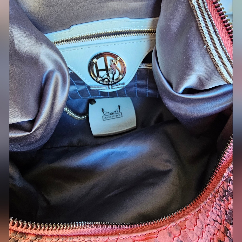 Henri Bendel Salmon snakeskin purse - Picture 5 of 7
